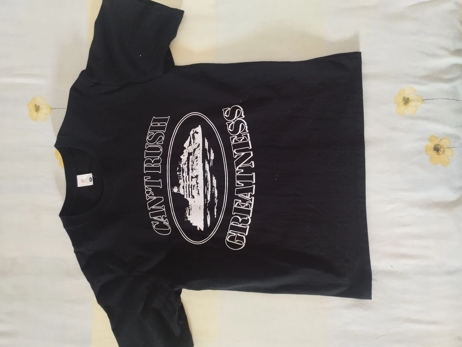 Camiseta Negra "Can't Rush Greatness